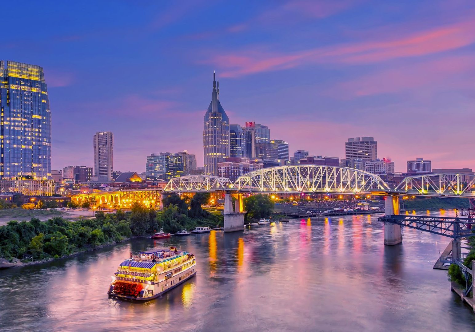 __CVB-Nashville-General-Jackson-Showboat